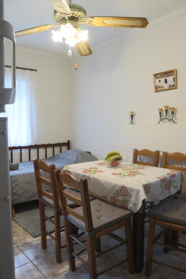 House Of Monachogios, Agios Fokas, Monemvassia Apartment Monemvasia Exterior photo